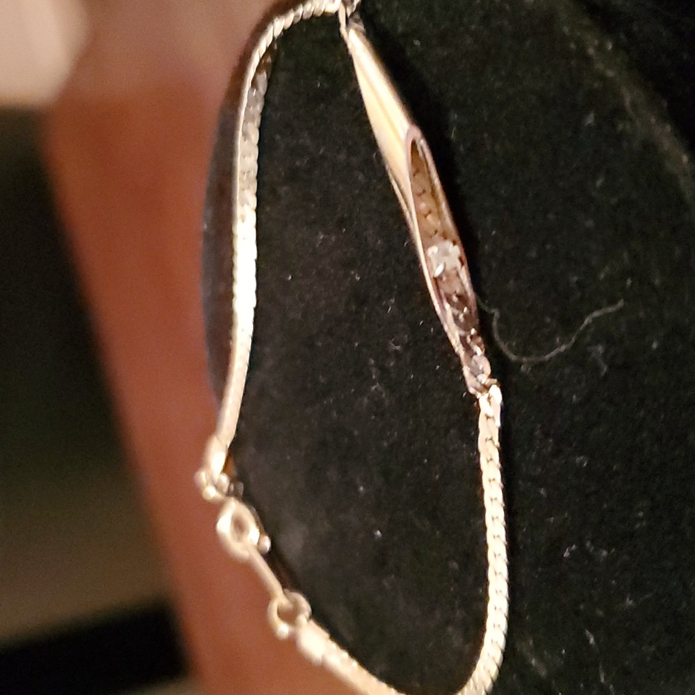 VINTAGE AVON GOLDEN  BRACELET WITH CZ